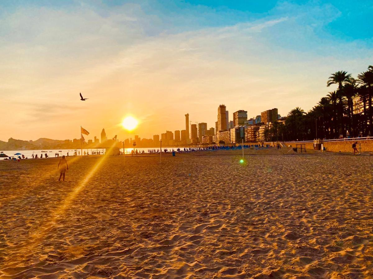 SUNSET WAVES Benidorm Sea View Exterior foto